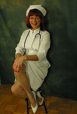 Mature Nurse Pictures